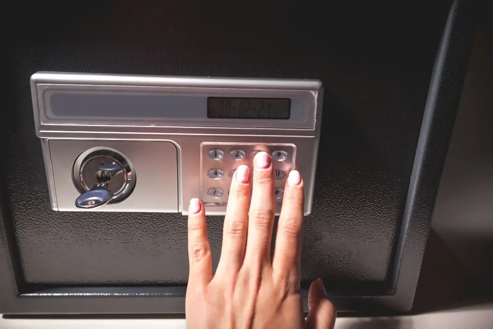 cómo abrir una caja fuerte